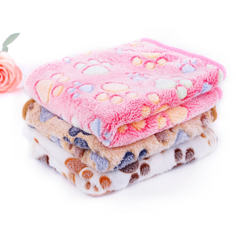 Hot Winter Use Dog Accessories Puppy Bed Blanket Fleece Warm Soft Touch Large Size Dog Cat Sleeping Blanket Mats Pets Supplier